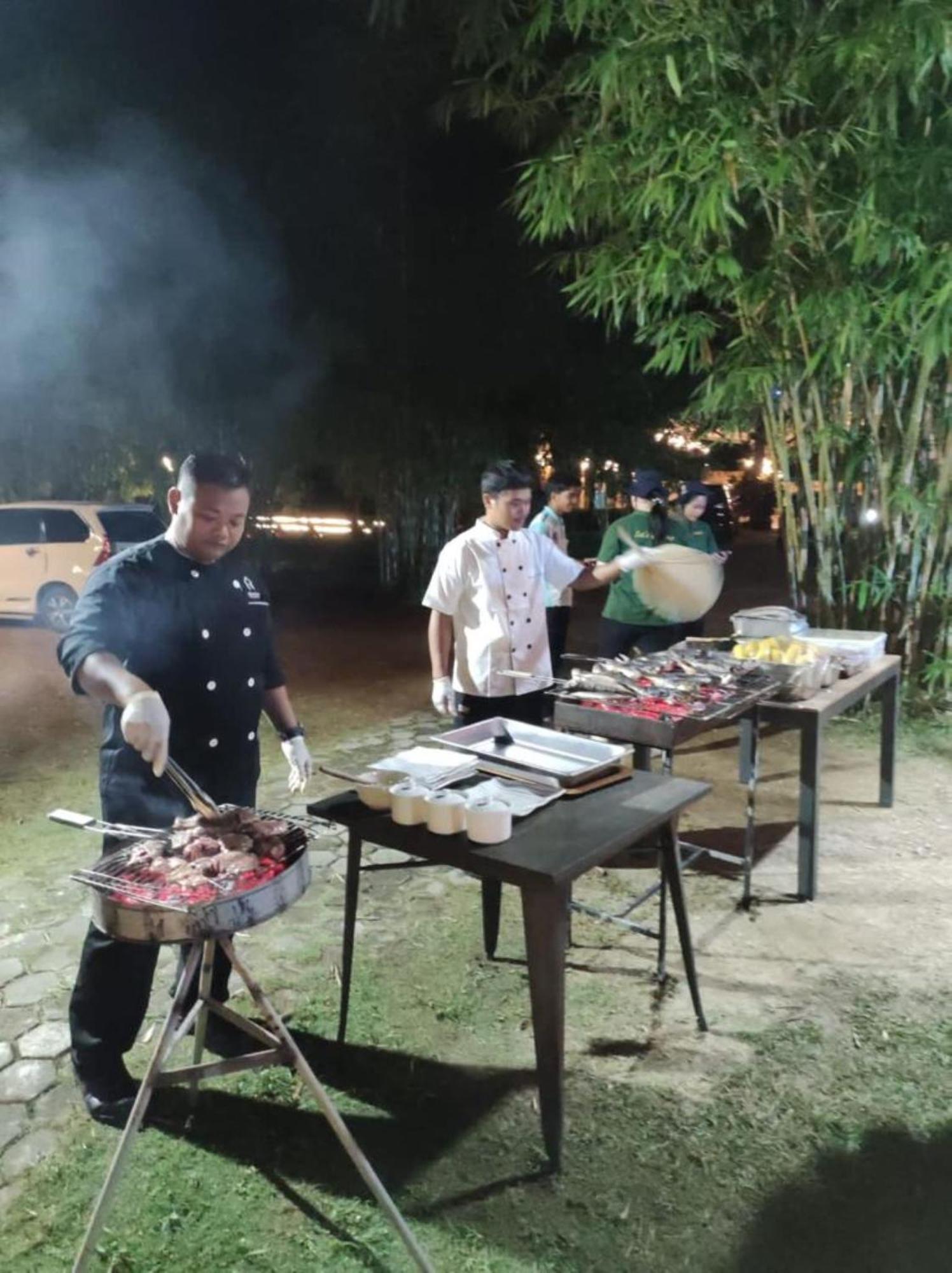 Desa Wisata Ekang Lagoi Exterior foto